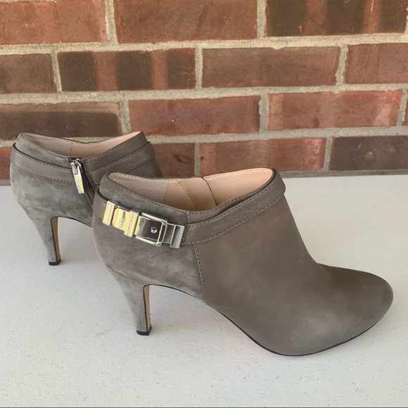 Vince Camuto Shoes - Vince Camuto Vanny Grey Leather Ankle Booties